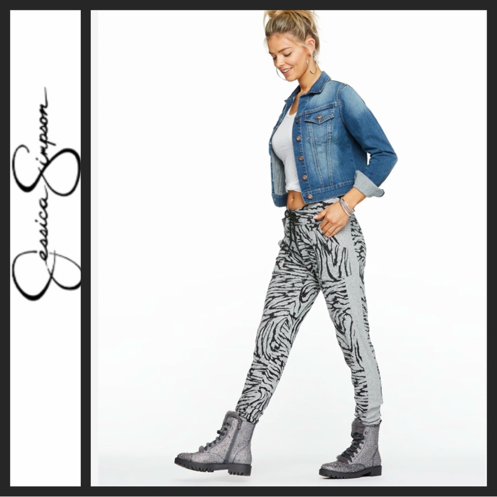 Jessica Simpson Pixie Denim Jacket - image 5